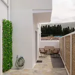 Parikia's Urban Oasis Сasa de vacaciones