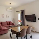 Сasa de vacaciones Parikia's Urban Oasis