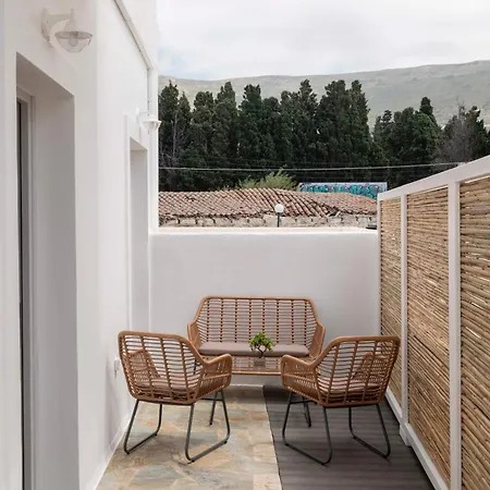 Parikia's Urban Oasis Prázdninový dům Páros